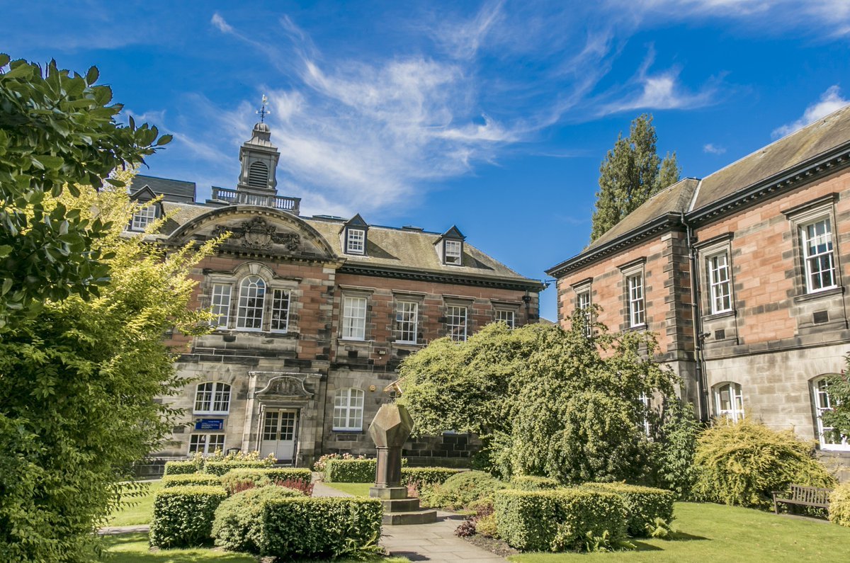 University of Dundee (Gateway Year) - Medic Mind