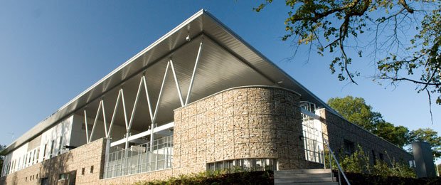 GLASGOW VETERINARY SCHOOL: Founded in 1862, Glasgow has an internationally renowned Veterinary School, which is consistently ranked in the top 20 Veterinary Schools worldwide, according to the QS World University rankings. The Vet School was also ranked 1st in the UK for Veterinary Medicine according to the Complete University Guide 2020, for the second consecutive year.