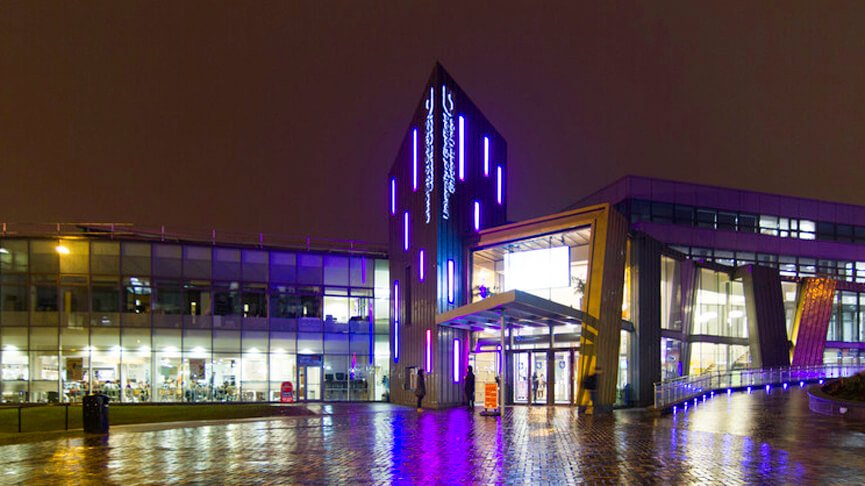 SHEFFIELD STUDENT UNION: In 2020, Sheffield’s Student Union was awarded the Whatuni Student Choice Award for Best Students’ Union for the fourth consecutive year and is the best Student Union in the country. Therefore, Sheffield is an ideal place to study for students who want to get involved in activities outside of their studies.