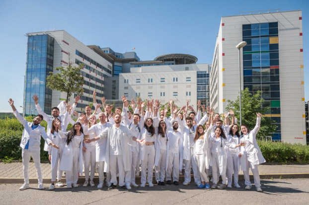 Studying medicine at Charles University Second Faculty of Medicine