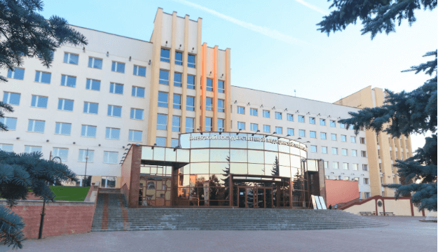 Front view of Vitebsk State Medical University (VSMU)
