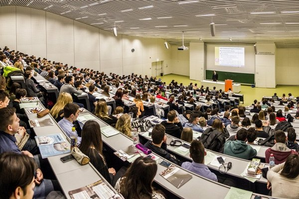 Medical students listening to a medical lecture